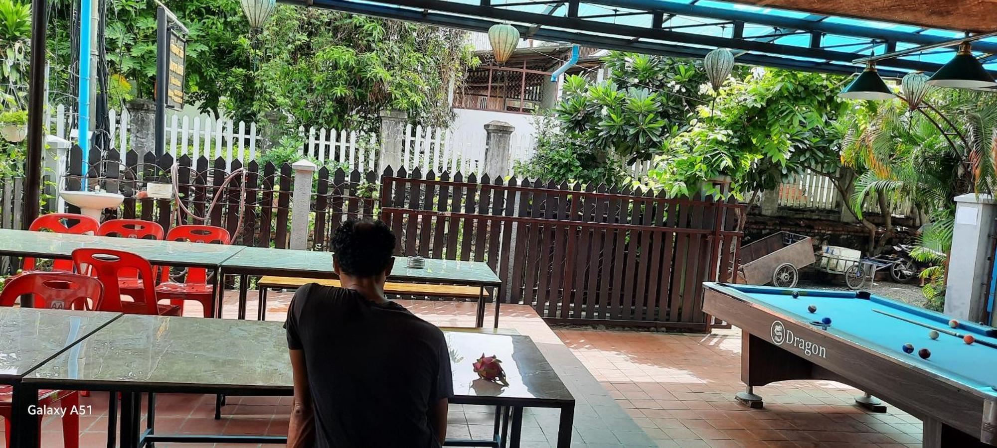 Aurora Backpackers Hostel 루앙프라방 외부 사진